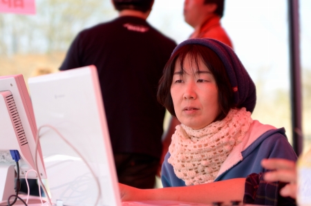 �@�����q